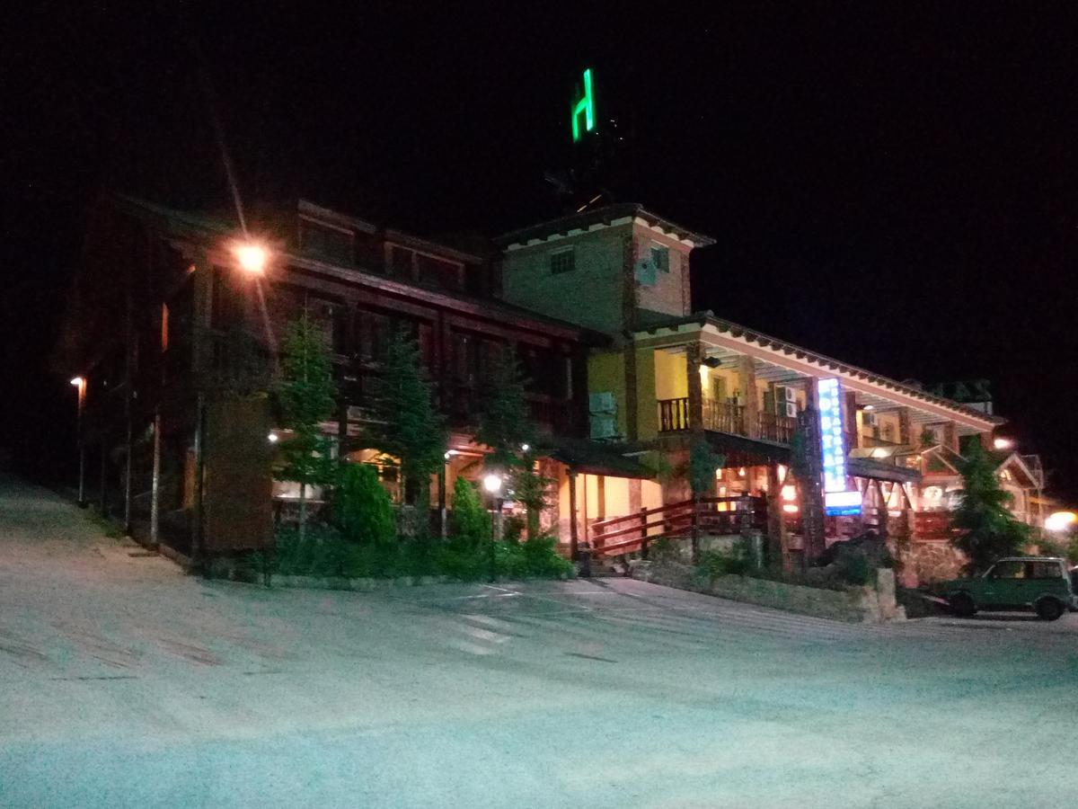 Hostal Sierra De Baza Buitenkant foto