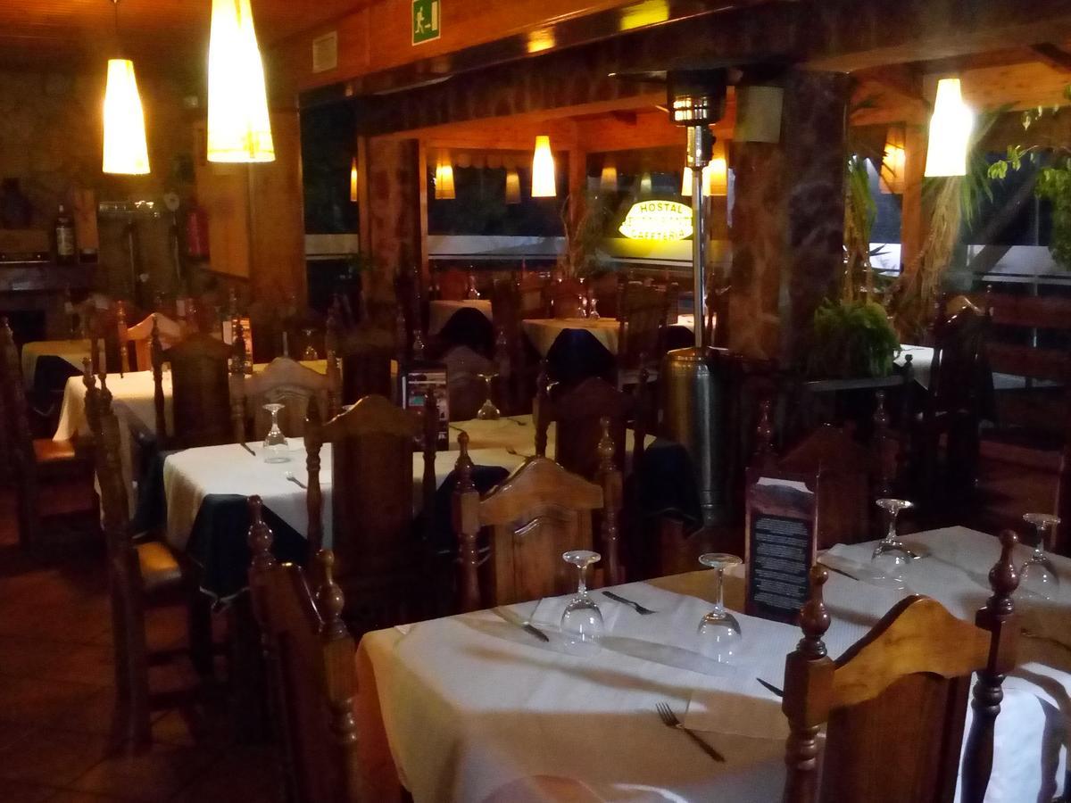 Hostal Sierra De Baza Buitenkant foto