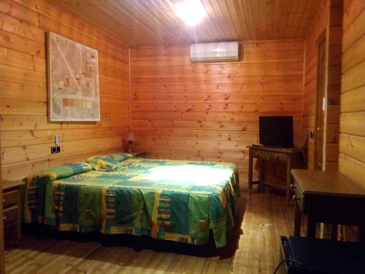 Hostal Sierra De Baza Buitenkant foto