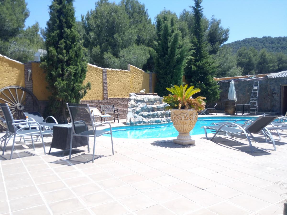 Hostal Sierra De Baza Buitenkant foto