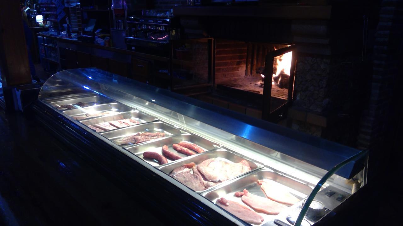 Hostal Sierra De Baza Buitenkant foto
